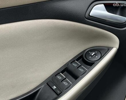 Синий Форд Фокус, объемом двигателя 2 л и пробегом 209 тыс. км за 7890 $, фото 16 на Automoto.ua