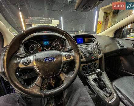 Синий Форд Фокус, объемом двигателя 1.6 л и пробегом 260 тыс. км за 7300 $, фото 14 на Automoto.ua