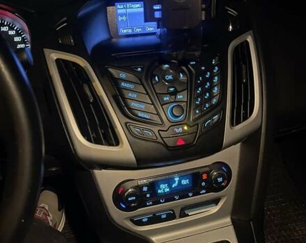 Синій Форд Фокус, об'ємом двигуна 1.6 л та пробігом 193 тис. км за 7200 $, фото 7 на Automoto.ua