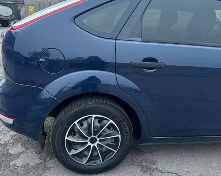 Синий Форд Фокус, объемом двигателя 1.39 л и пробегом 173 тыс. км за 5500 $, фото 5 на Automoto.ua