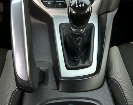 Синий Форд Фокус, объемом двигателя 1.6 л и пробегом 280 тыс. км за 6999 $, фото 4 на Automoto.ua