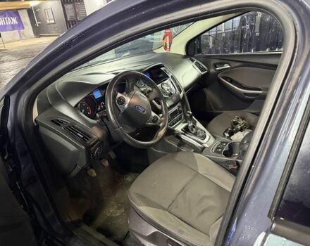 Синий Форд Фокус, объемом двигателя 1.6 л и пробегом 250 тыс. км за 3300 $, фото 2 на Automoto.ua