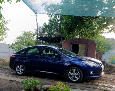 Синій Форд Фокус, об'ємом двигуна 2 л та пробігом 267 тис. км за 6800 $, фото 1 на Automoto.ua