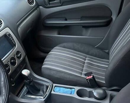 Синий Форд Фокус, объемом двигателя 1.39 л и пробегом 173 тыс. км за 5500 $, фото 11 на Automoto.ua