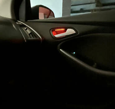 Синий Форд Фокус, объемом двигателя 2 л и пробегом 290 тыс. км за 8200 $, фото 21 на Automoto.ua