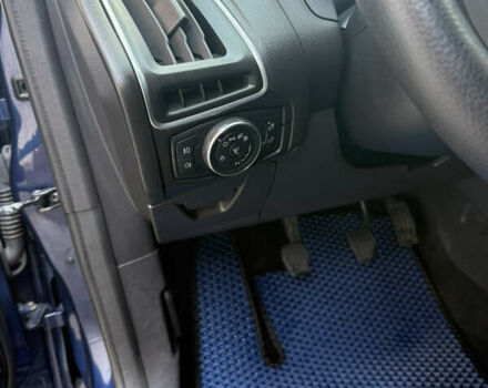 Синий Форд Фокус, объемом двигателя 1.6 л и пробегом 180 тыс. км за 9000 $, фото 24 на Automoto.ua