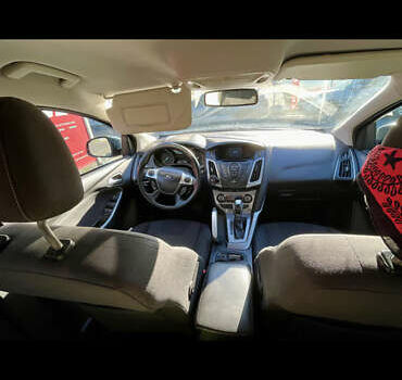 Синий Форд Фокус, объемом двигателя 2 л и пробегом 290 тыс. км за 8200 $, фото 5 на Automoto.ua