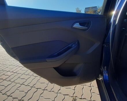 Синий Форд Фокус, объемом двигателя 1.6 л и пробегом 260 тыс. км за 6700 $, фото 6 на Automoto.ua