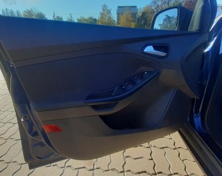 Синий Форд Фокус, объемом двигателя 1.6 л и пробегом 260 тыс. км за 6700 $, фото 5 на Automoto.ua