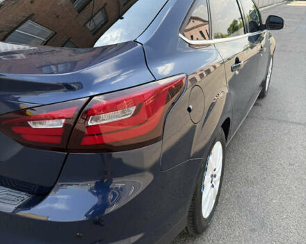 Синий Форд Фокус, объемом двигателя 1.6 л и пробегом 180 тыс. км за 9000 $, фото 5 на Automoto.ua