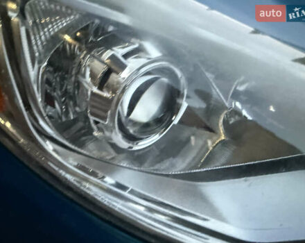 Синий Форд Фокус, объемом двигателя 2 л и пробегом 147 тыс. км за 7600 $, фото 4 на Automoto.ua