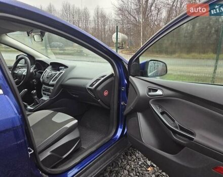 Синій Форд Фокус, об'ємом двигуна 1 л та пробігом 176 тис. км за 7300 $, фото 22 на Automoto.ua