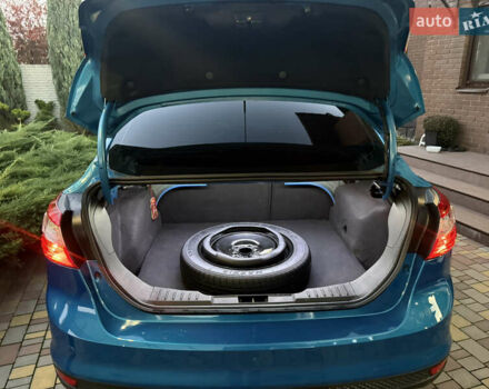 Синий Форд Фокус, объемом двигателя 2 л и пробегом 147 тыс. км за 7600 $, фото 16 на Automoto.ua