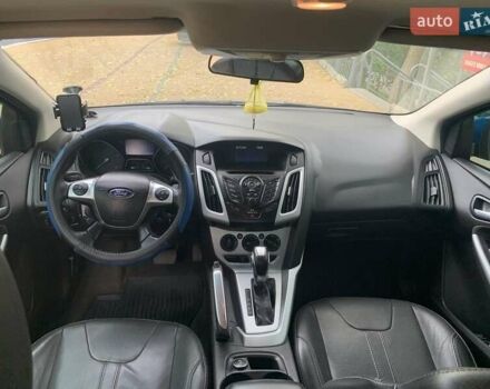 Форд Фокус 2013 у Чорноморську (Іллічівську) на Automoto.ua Синій Форд Фокус, об'ємом двигуна 2 л та пробігом 158 тис. км за 7000 $, фото 3 на Automoto.ua