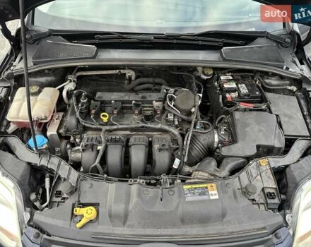 Синій Форд Фокус, об'ємом двигуна 2 л та пробігом 198 тис. км за 6500 $, фото 7 на Automoto.ua