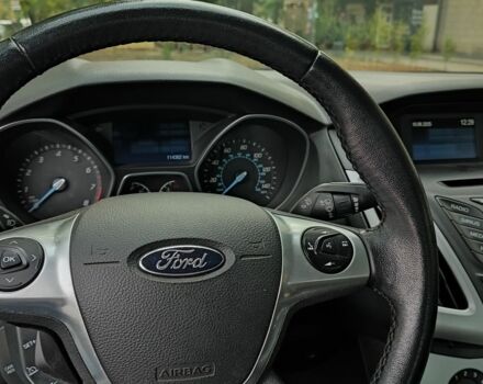 Синій Форд Фокус, об'ємом двигуна 2 л та пробігом 114 тис. км за 8200 $, фото 4 на Automoto.ua