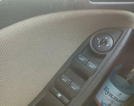 Синий Форд Фокус, объемом двигателя 2 л и пробегом 136 тыс. км за 6300 $, фото 9 на Automoto.ua