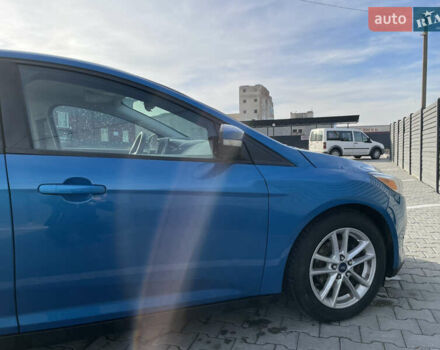 Синій Форд Фокус, об'ємом двигуна 2 л та пробігом 241 тис. км за 8300 $, фото 2 на Automoto.ua
