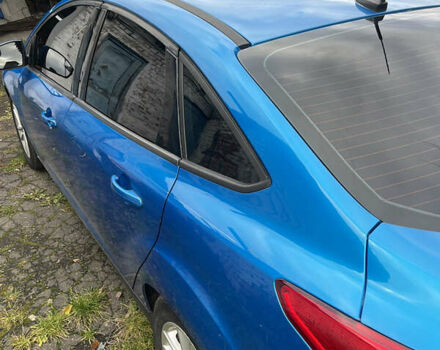 Синий Форд Фокус, объемом двигателя 2 л и пробегом 161 тыс. км за 7500 $, фото 3 на Automoto.ua