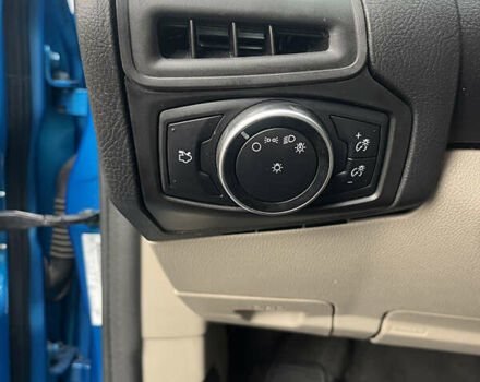 Синий Форд Фокус, объемом двигателя 2 л и пробегом 161 тыс. км за 7500 $, фото 5 на Automoto.ua