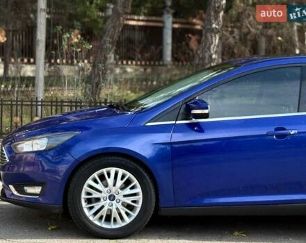 Синій Форд Фокус, об'ємом двигуна 2 л та пробігом 154 тис. км за 9499 $, фото 3 на Automoto.ua