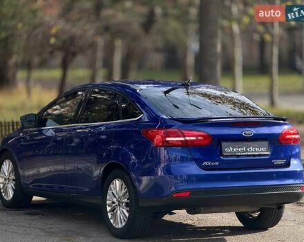 Синій Форд Фокус, об'ємом двигуна 2 л та пробігом 154 тис. км за 9499 $, фото 6 на Automoto.ua