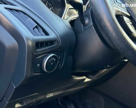 Синій Форд Фокус, об'ємом двигуна 1 л та пробігом 163 тис. км за 8490 $, фото 28 на Automoto.ua