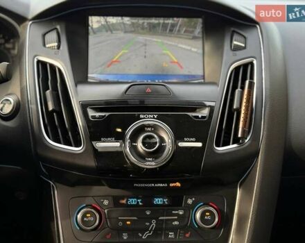 Синій Форд Фокус, об'ємом двигуна 2 л та пробігом 154 тис. км за 9499 $, фото 31 на Automoto.ua