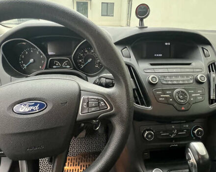 Синій Форд Фокус, об'ємом двигуна 2 л та пробігом 207 тис. км за 8800 $, фото 9 на Automoto.ua