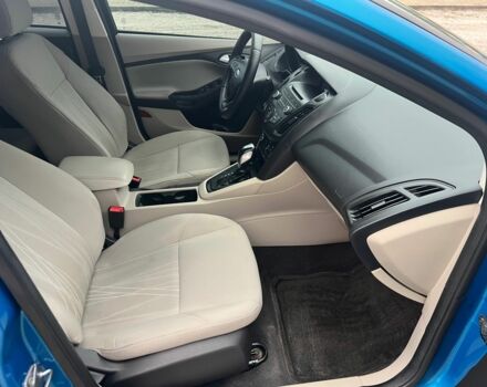 Синій Форд Фокус, об'ємом двигуна 2 л та пробігом 182 тис. км за 6999 $, фото 7 на Automoto.ua