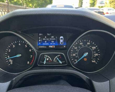 Синий Форд Фокус, объемом двигателя 2 л и пробегом 123 тыс. км за 8500 $, фото 6 на Automoto.ua