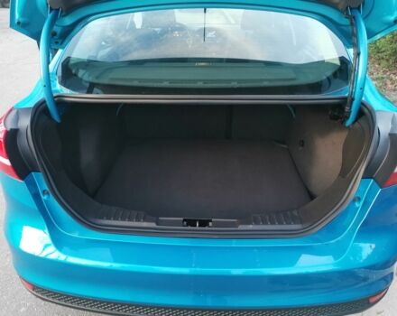 Синій Форд Фокус, об'ємом двигуна 2 л та пробігом 143 тис. км за 9250 $, фото 18 на Automoto.ua