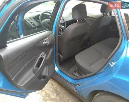 Синій Форд Фокус, об'ємом двигуна 2 л та пробігом 153 тис. км за 8900 $, фото 11 на Automoto.ua