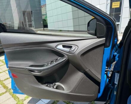 Синій Форд Фокус, об'ємом двигуна 2 л та пробігом 87 тис. км за 8800 $, фото 14 на Automoto.ua