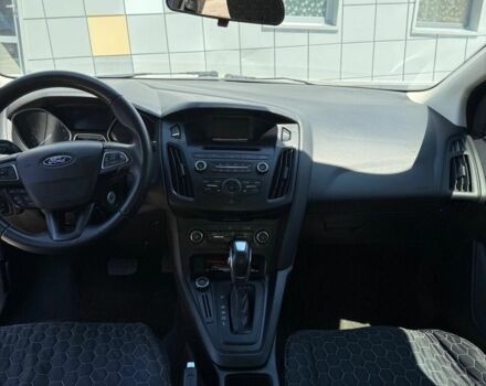 Синій Форд Фокус, об'ємом двигуна 2 л та пробігом 87 тис. км за 8800 $, фото 11 на Automoto.ua