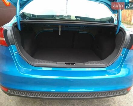 Синій Форд Фокус, об'ємом двигуна 2 л та пробігом 153 тис. км за 8900 $, фото 7 на Automoto.ua