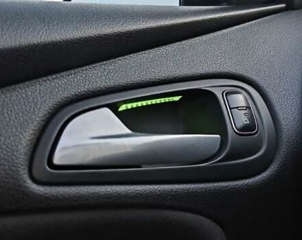 Синий Форд Фокус, объемом двигателя 2 л и пробегом 175 тыс. км за 7700 $, фото 8 на Automoto.ua