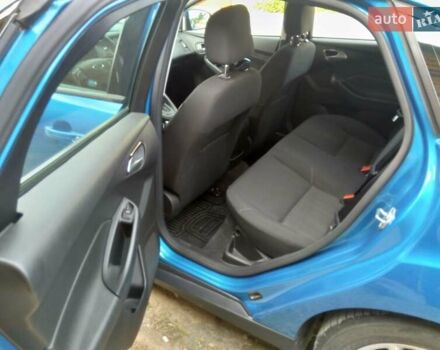 Синій Форд Фокус, об'ємом двигуна 2 л та пробігом 153 тис. км за 8900 $, фото 12 на Automoto.ua