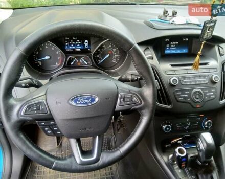 Синій Форд Фокус, об'ємом двигуна 2 л та пробігом 153 тис. км за 8900 $, фото 8 на Automoto.ua