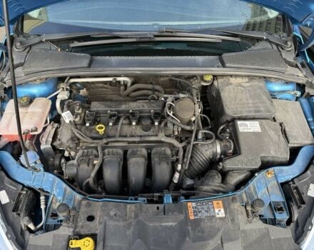 Синій Форд Фокус, об'ємом двигуна 2 л та пробігом 87 тис. км за 8800 $, фото 16 на Automoto.ua