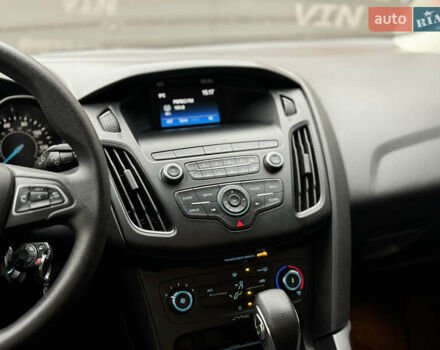 Синий Форд Фокус, объемом двигателя 2 л и пробегом 107 тыс. км за 10000 $, фото 52 на Automoto.ua