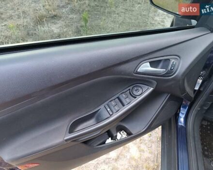 Синій Форд Фокус, об'ємом двигуна 2 л та пробігом 148 тис. км за 9800 $, фото 10 на Automoto.ua