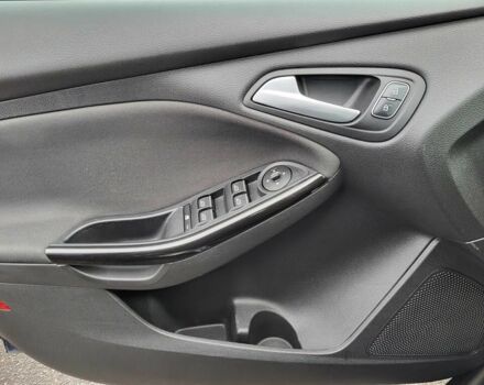 Синий Форд Фокус, объемом двигателя 2 л и пробегом 67 тыс. км за 1800 $, фото 7 на Automoto.ua