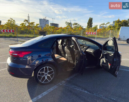 Синий Форд Фокус, объемом двигателя 2 л и пробегом 71 тыс. км за 9200 $, фото 6 на Automoto.ua