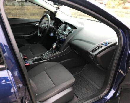 Синій Форд Фокус, об'ємом двигуна 2 л та пробігом 150 тис. км за 9800 $, фото 15 на Automoto.ua