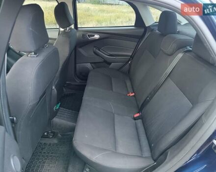 Синій Форд Фокус, об'ємом двигуна 2 л та пробігом 148 тис. км за 9800 $, фото 12 на Automoto.ua