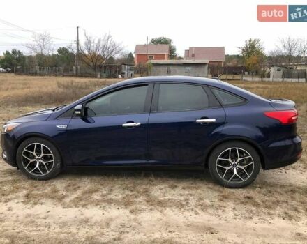 Синій Форд Фокус, об'ємом двигуна 2 л та пробігом 148 тис. км за 9800 $, фото 3 на Automoto.ua