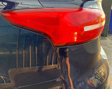 Синий Форд Фокус, объемом двигателя 2 л и пробегом 155 тыс. км за 8700 $, фото 4 на Automoto.ua