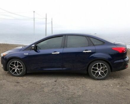 Синій Форд Фокус, об'ємом двигуна 2 л та пробігом 150 тис. км за 9800 $, фото 4 на Automoto.ua