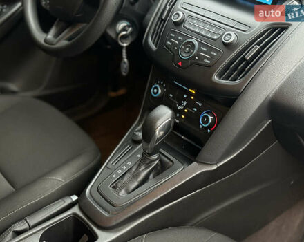 Синий Форд Фокус, объемом двигателя 2 л и пробегом 107 тыс. км за 10000 $, фото 46 на Automoto.ua